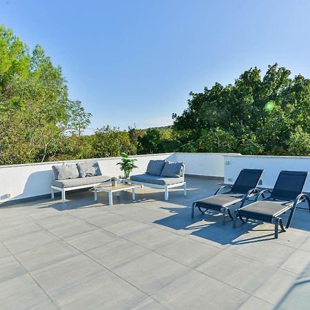 Villa Anna With Pool, Zadar County 빈예라크 외부 사진